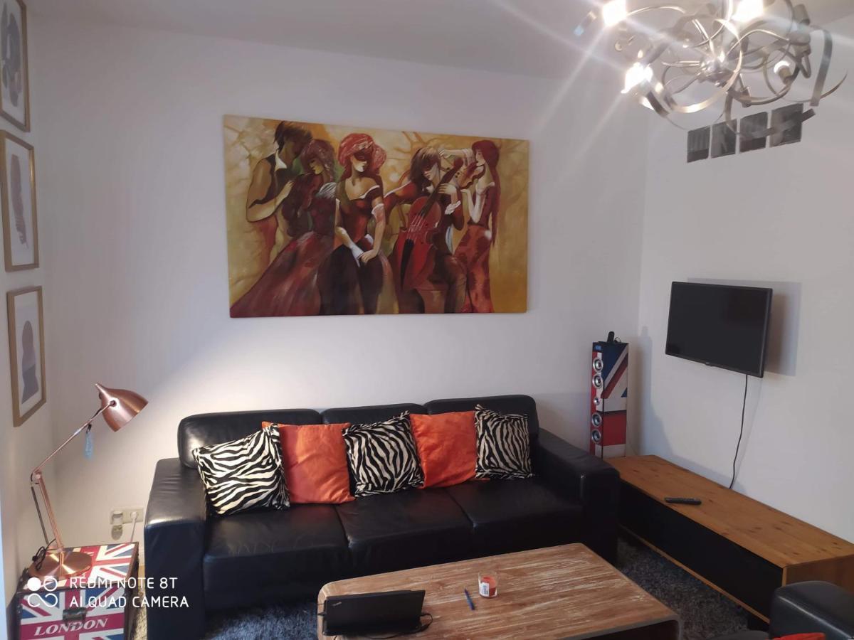 Appartement Magnifique Dans Un Beau Cadre Bruxelles Esterno foto